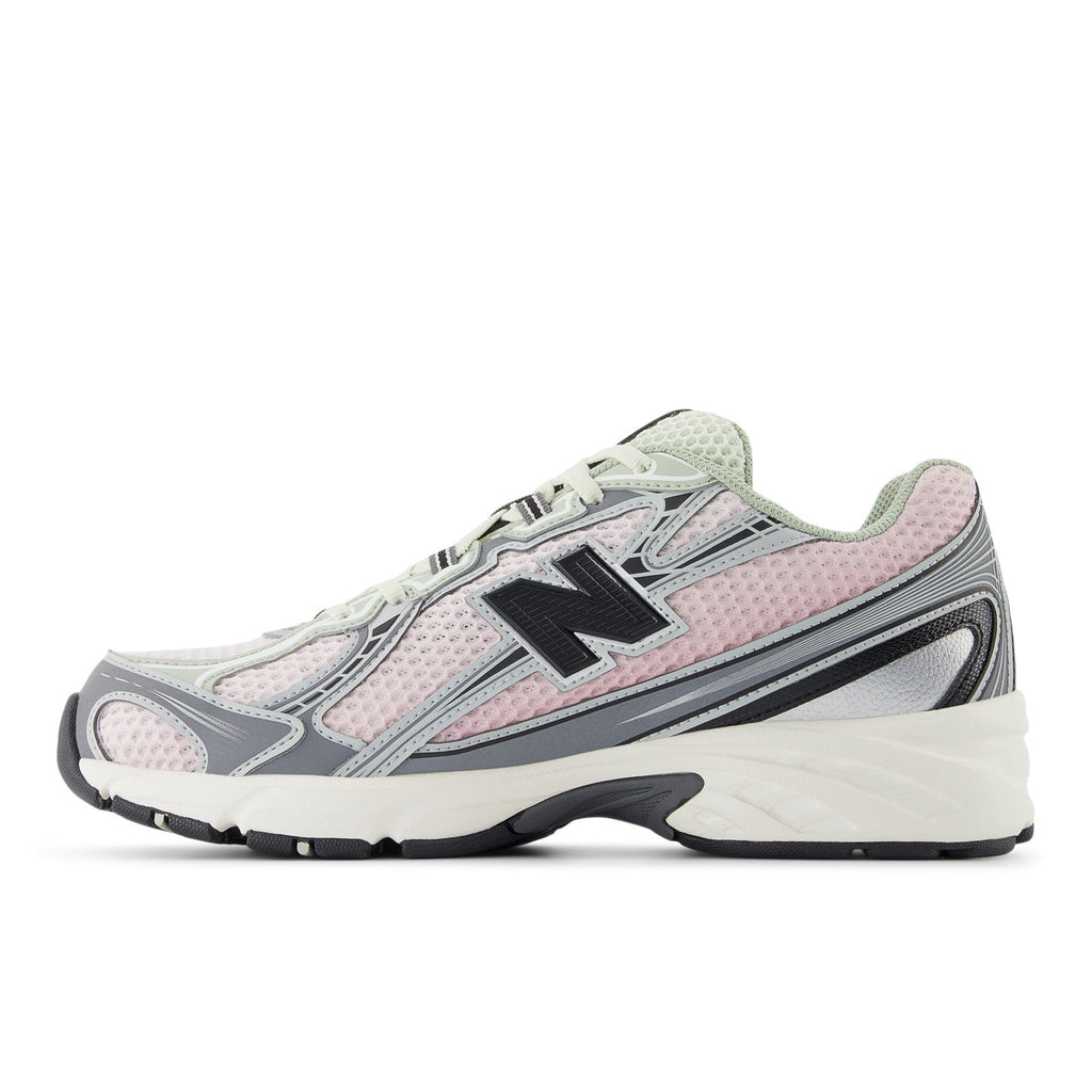 740v2 Pink Granite Mineral